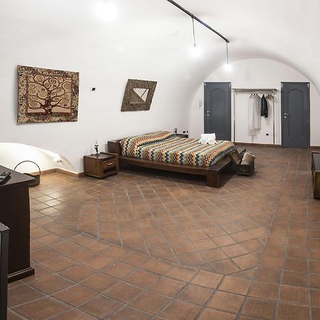 The Rock Apartment Наполи Екстериор снимка