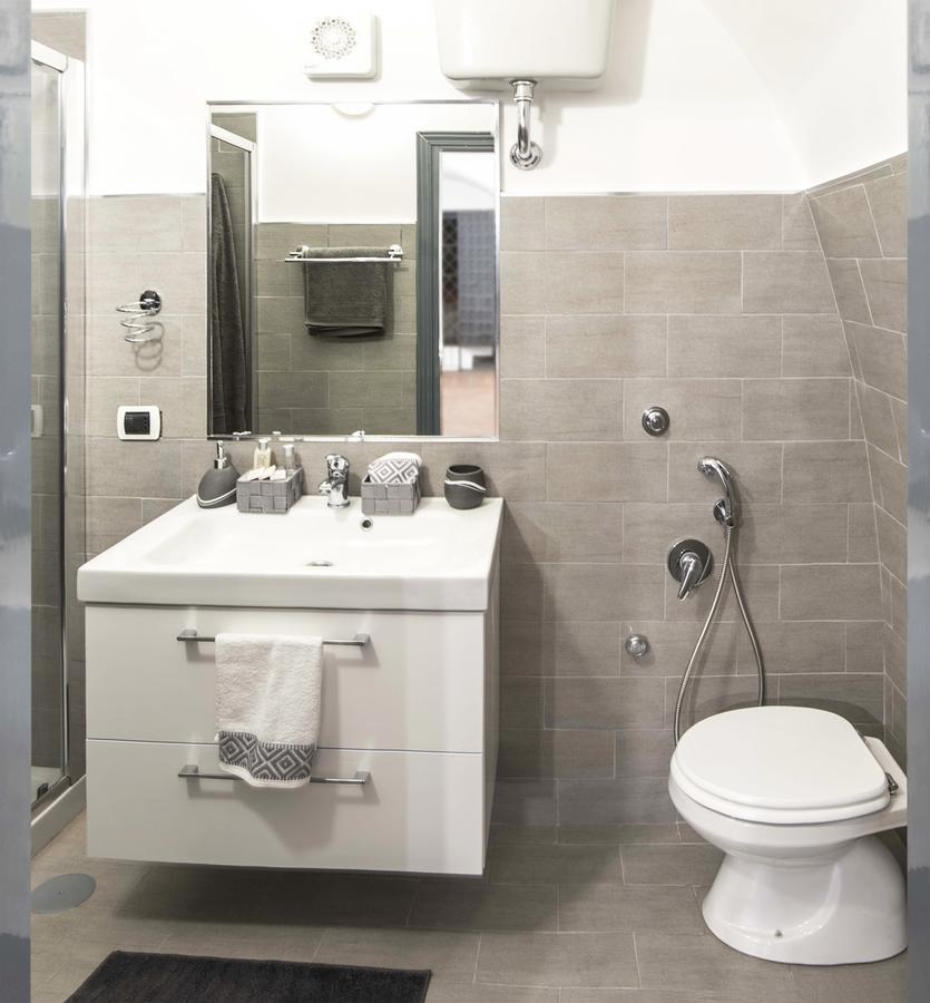 The Rock Apartment Наполи Екстериор снимка